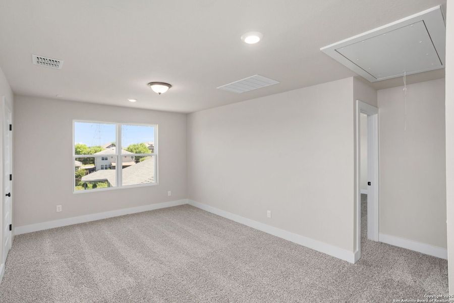 Spacious, unfurnished interior of a new home in Skybrooke, Live Oak (Image 20).