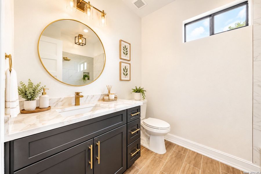 Furnished interior view inside a new home in , Floresville (Image 14).