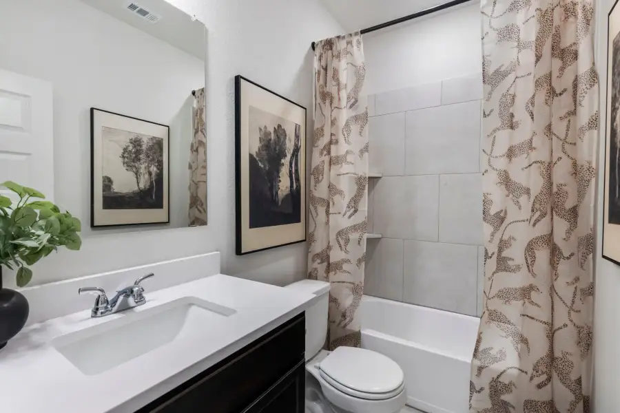 Furnished interior view inside a new home in Grand Lake, Snook (Image 13).