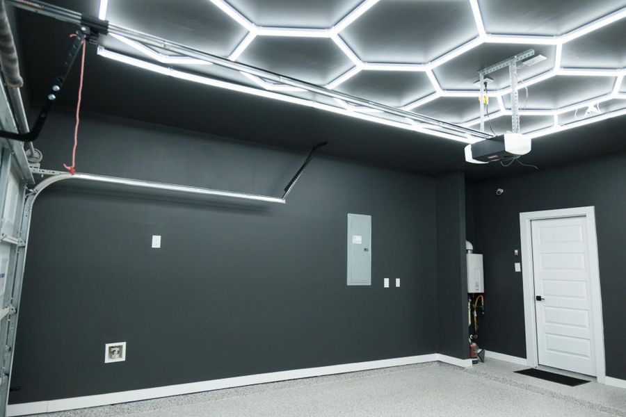 Spacious, unfurnished interior of a new home in , Conroe (Image 17). Spacious, unfurnished interior of a new home in , Conroe (Image 17).