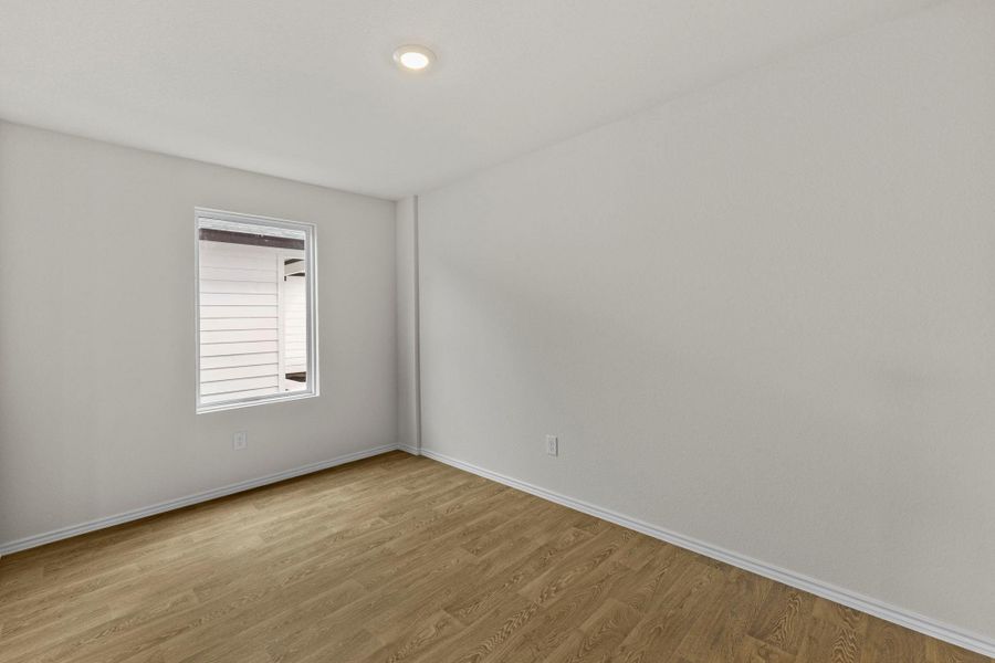 Spacious, unfurnished interior of a new home in Sunset Oaks, Maxwell (Image 14).