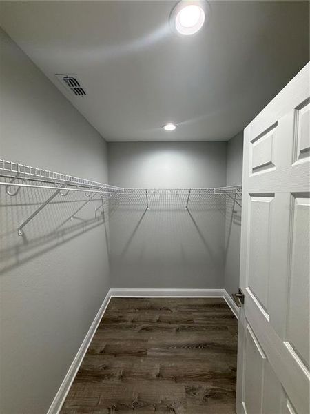 Spacious, unfurnished interior of a new home in , Lake Wales (Image 17). Spacious, unfurnished interior of a new home in , Lake Wales (Image 17).