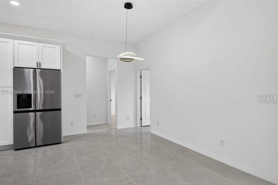 Spacious, unfurnished interior of a new home in , Lehigh Acres (Image 14).