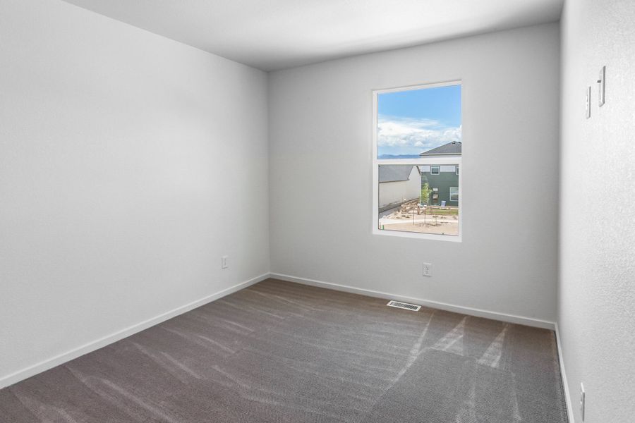 Spacious, unfurnished interior of a new home in Bloom, Fort Collins (Image 35).