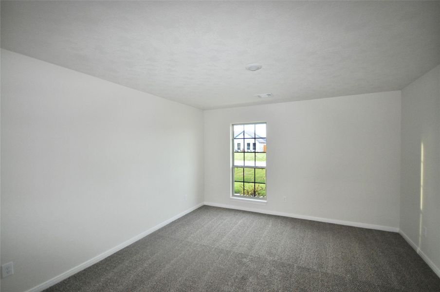 Spacious, unfurnished interior of a new home in Pedregal, League City (Image 33). Spacious, unfurnished interior of a new home in Pedregal, League City (Image 33).