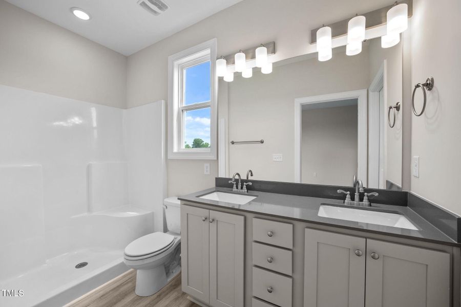 23-web-or-mls-VB4A5870