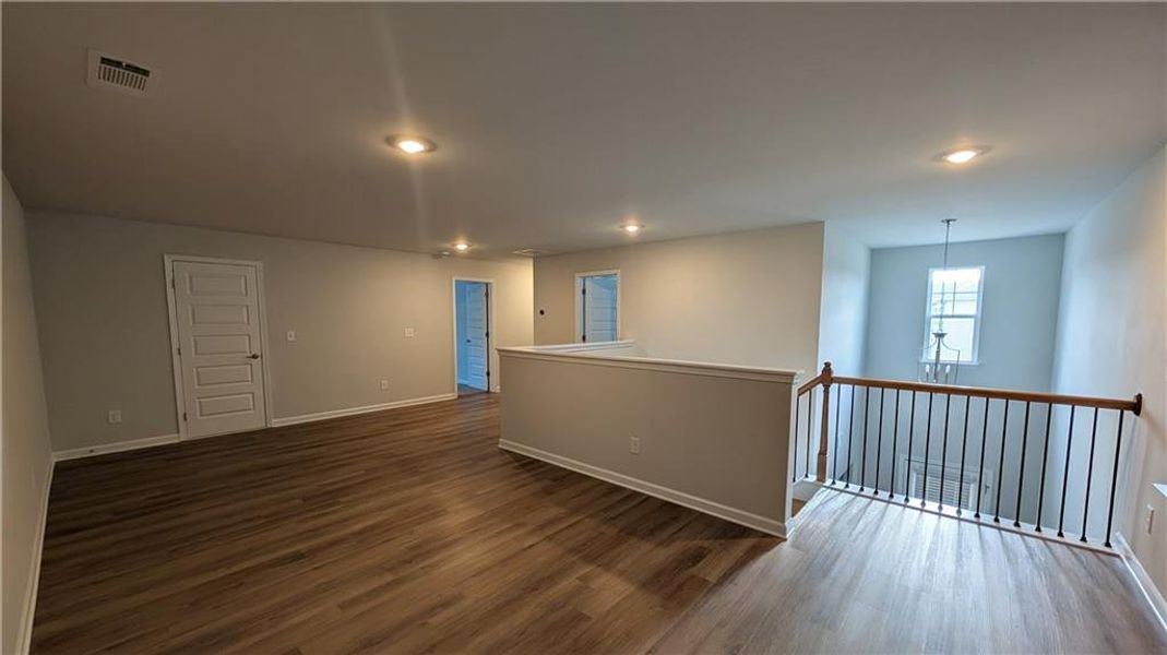 Spacious, unfurnished interior of a new home in , Commerce (Image 26).