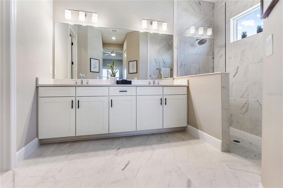 Furnished interior view inside a new home in Canoe Creek, Parrish (Image 34). Furnished interior view inside a new home in Canoe Creek, Parrish (Image 34).