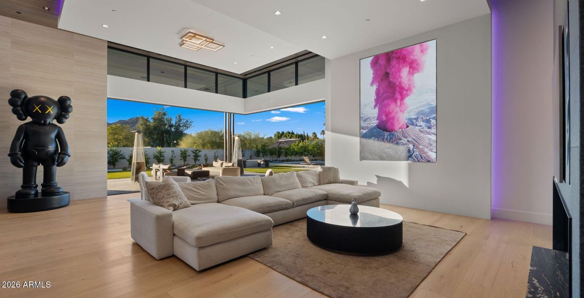 29-web-or-mls-Living Space6