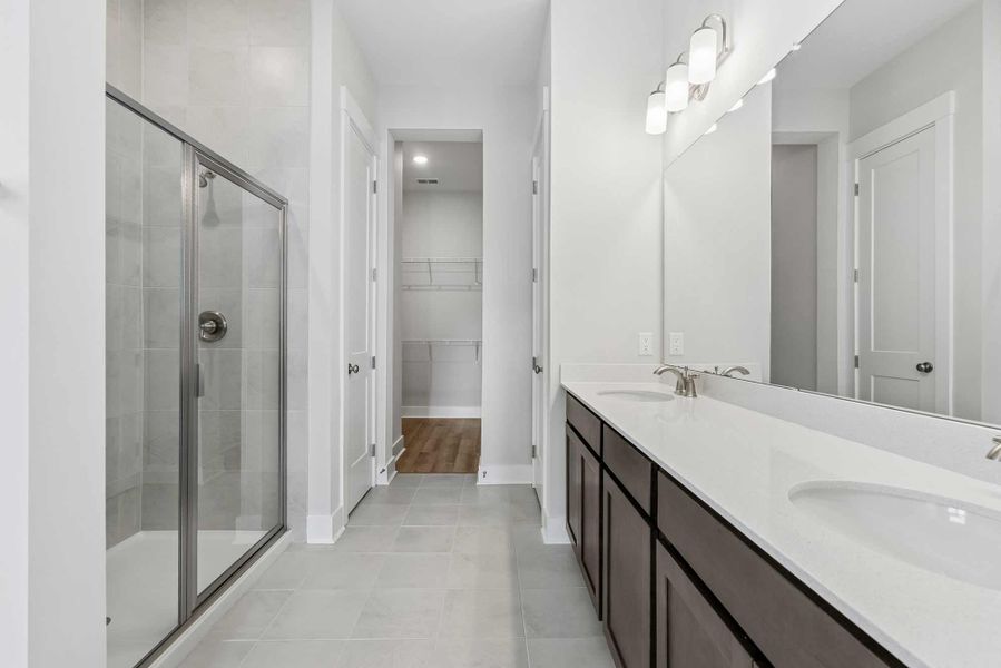 The Kellicreek II - Owner's Bath