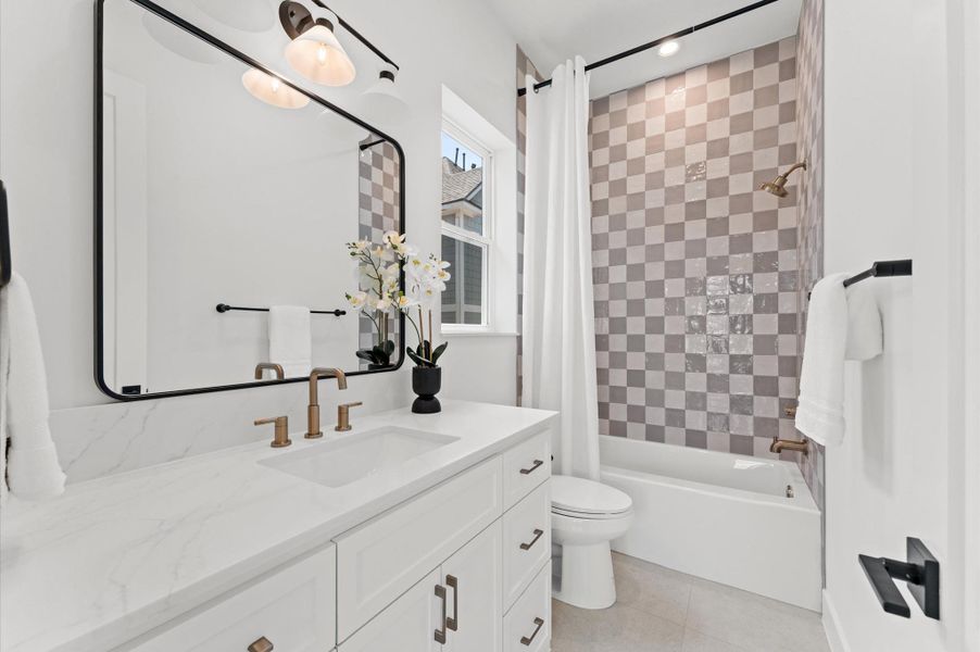 Previous build by TOMO Homes, selections and floor plans may vary. Previous build by TOMO Homes, selections and floor plans may vary.