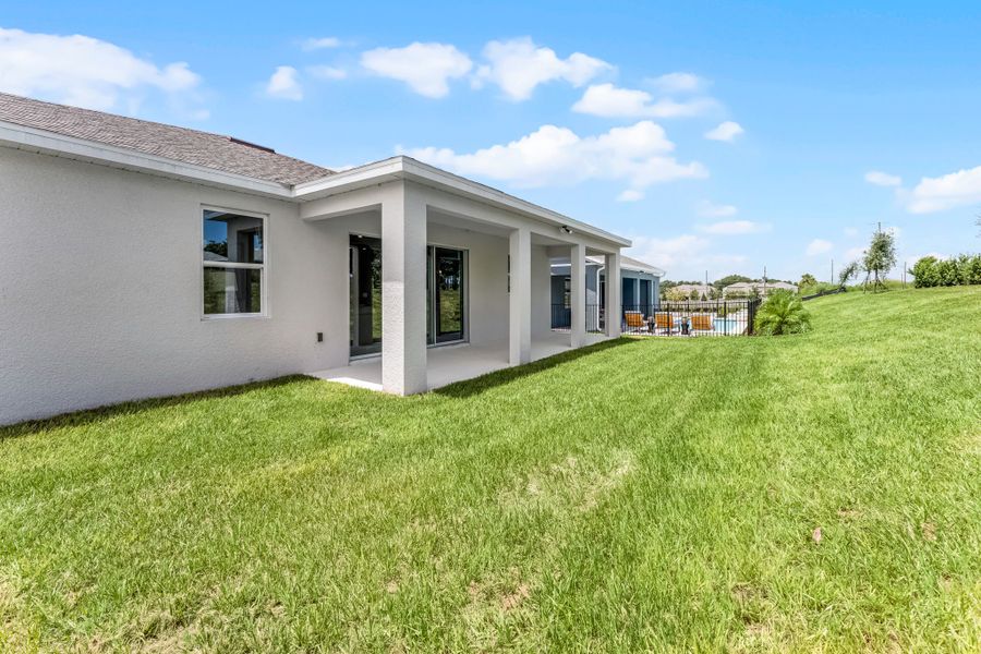 Representative exterior details of a home built from the Everly by Hartizen Homes in Eden Crest Single Family Homes, Apopka (Image 32).