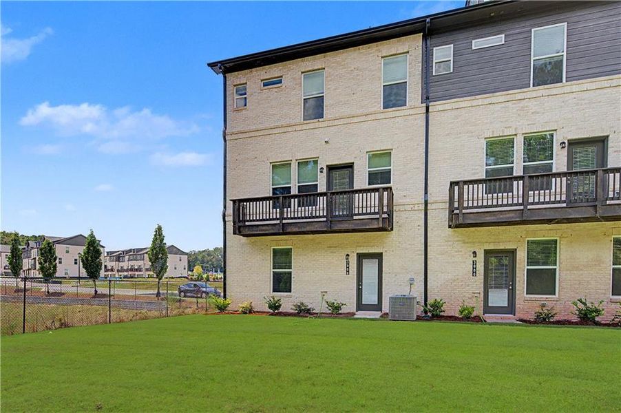 Exterior details and patio area of a home in Daybreak, Newnan (Image 4).