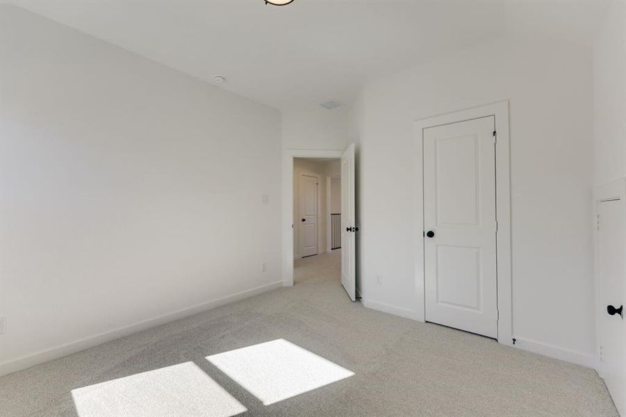 Spacious, unfurnished interior of a new home in BridgeWater, Midlothian (Image 25).