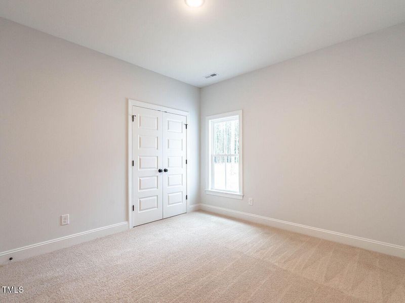 021-1280x960-bedroom