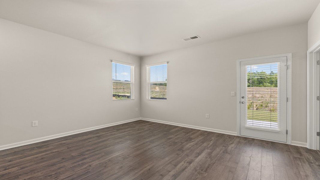 Spacious, unfurnished interior of a new home in Byrd Village, Graniteville (Image 10).
