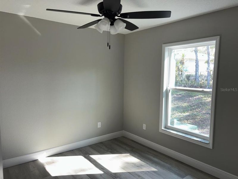 Spacious, unfurnished interior of a new home in , Citrus Springs (Image 26).