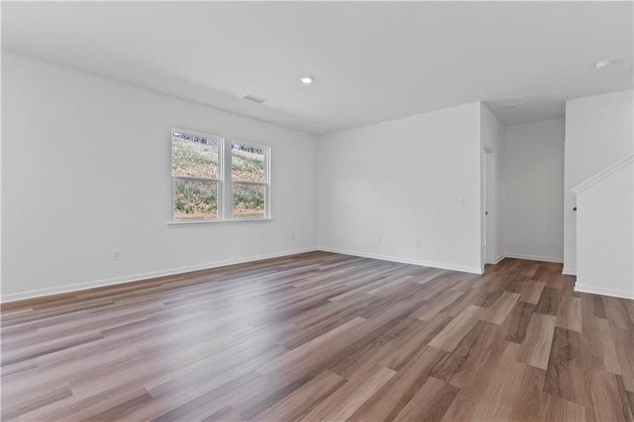 Spacious, unfurnished interior of a new home in Avery Ridge, Gainesville (Image 20).