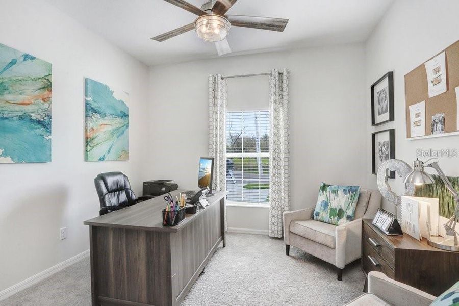 Furnished interior view inside a new home in , Seffner (Image 10).