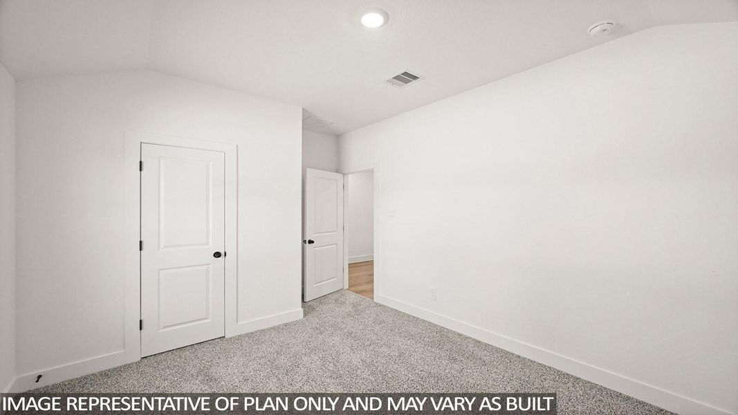 Spacious, unfurnished interior of a new home in Newport Pointe, Crosby (Image 16).