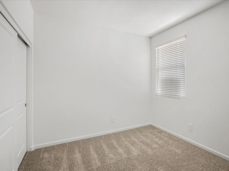 Spacious, unfurnished interior of a new home in Summerstone II, Marana (Image 13). Spacious, unfurnished interior of a new home in Summerstone II, Marana (Image 13).