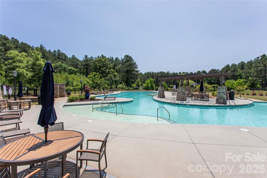 Community Freeform Pool Community Freeform Pool