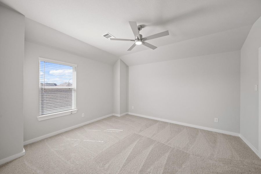 Spacious, unfurnished interior of a new home in Beacon Hill, Waller (Image 19).