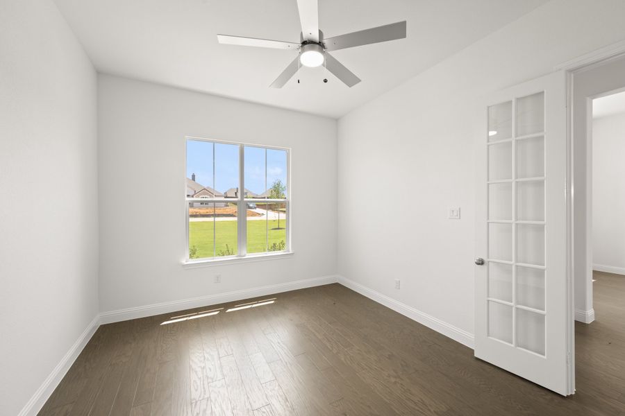 Spacious, unfurnished interior of a new home in Mockingbird Hills - Premiere Series, Joshua (Image 28).