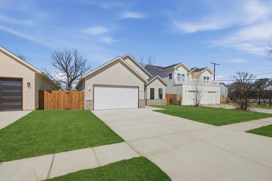 Front exterior of a new home in , Fort Worth, TX, highlighting curb appeal (Image 1). Front exterior of a new home in , Fort Worth, TX, highlighting curb appeal (Image 1).