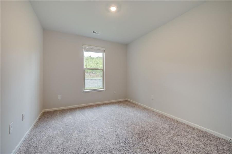 Spacious, unfurnished interior of a new home in Trinity Park, McDonough (Image 24).