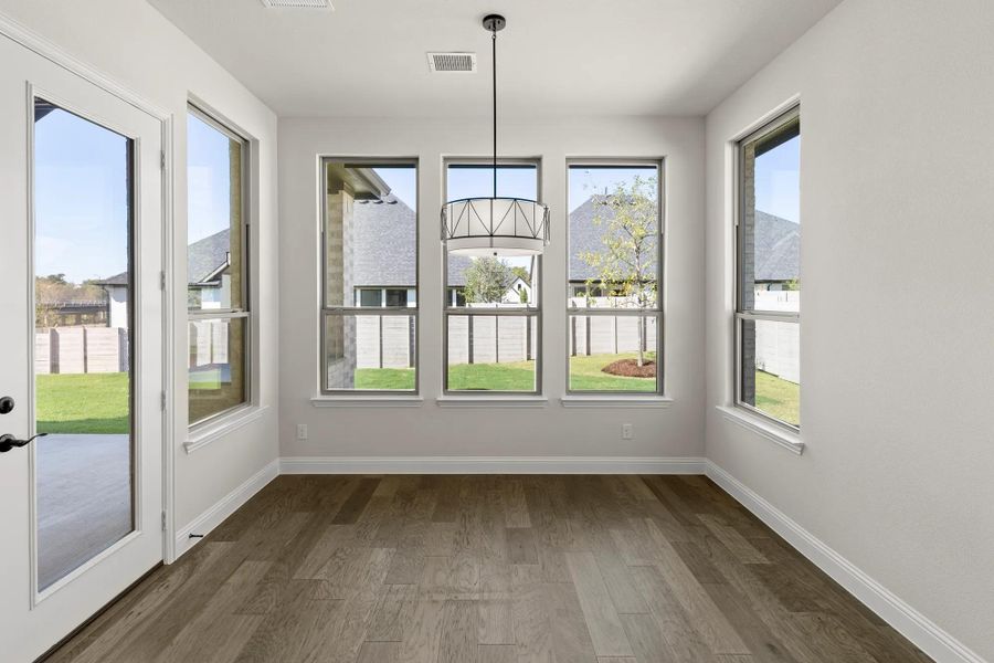 The Bracken III B Casual Dining Room The Bracken III B Casual Dining Room