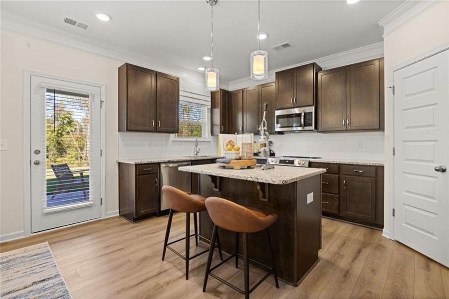 Furnished interior view inside a new home in Oakmont, Dallas (Image 12).