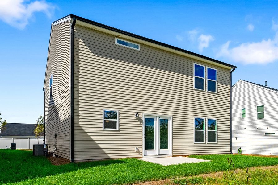 Exterior details and patio area of a home in Bell West, Kernersville (Image 3).