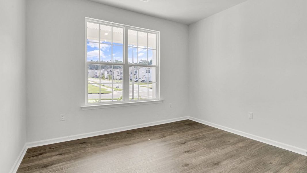 Spacious, unfurnished interior of a new home in Quarry Hills - Freedom, Graham (Image 14).