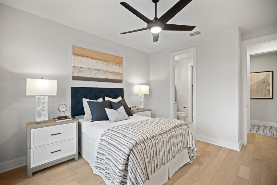 Furnished interior view inside a new home in Provence 50', Austin (Image 6).