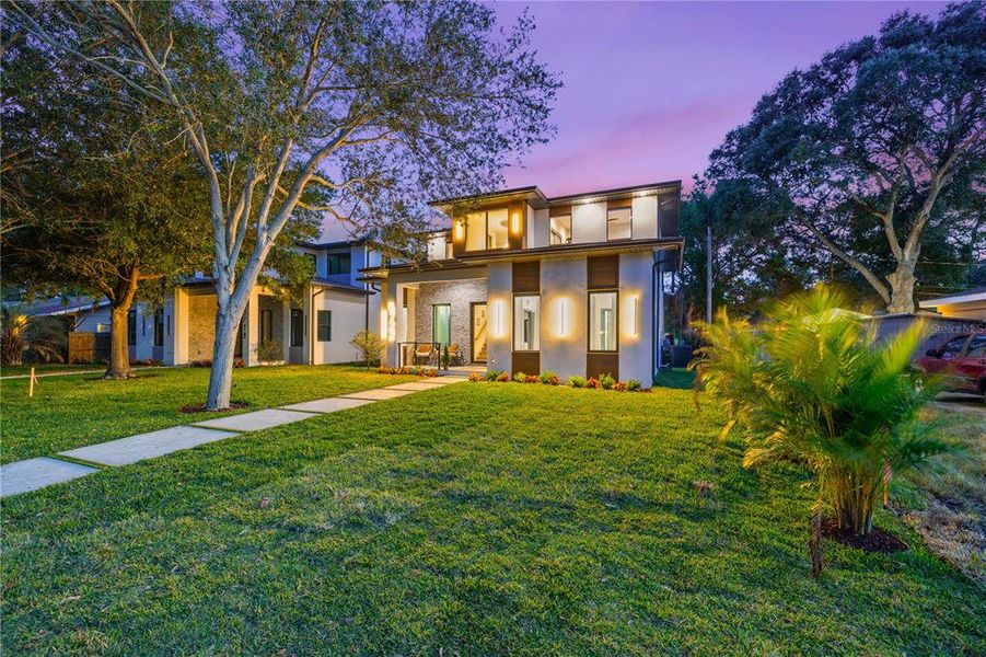 Exterior details and patio area of a home in , Gulfport (Image 31).