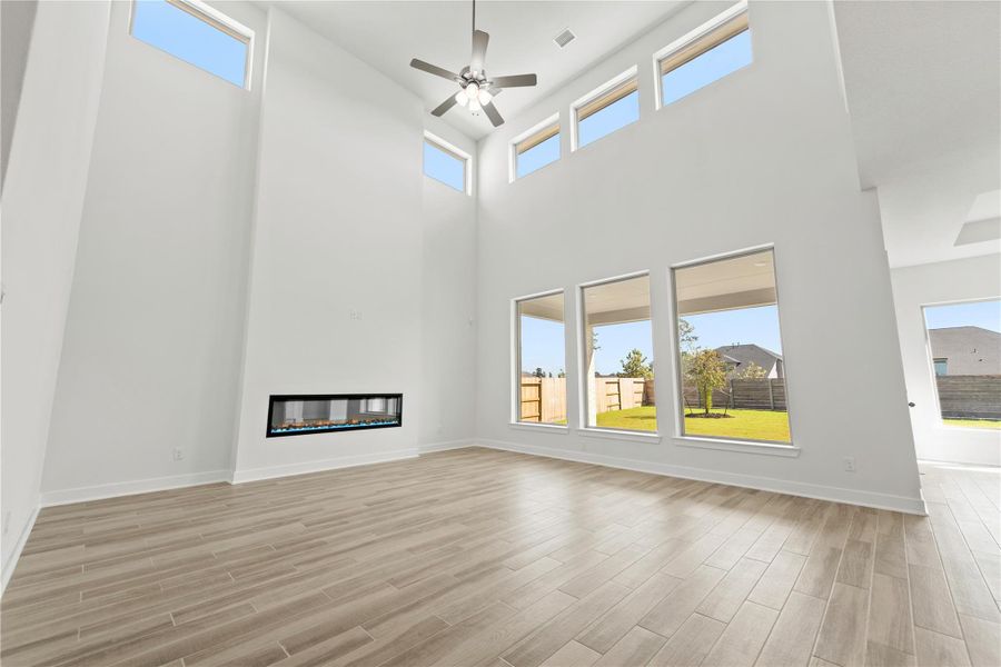 Representative image. Features, specifications, selections and colors may vary.