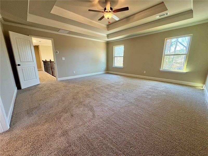 Spacious, unfurnished interior of a new home in , Grayson (Image 32).