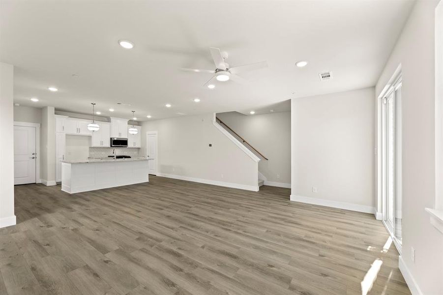 10. 708 Prosper - Family (2) 10. 708 Prosper - Family (2)