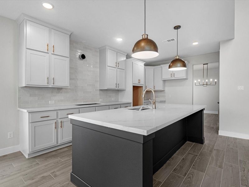 Representative image. Features, selections and colors may vary.