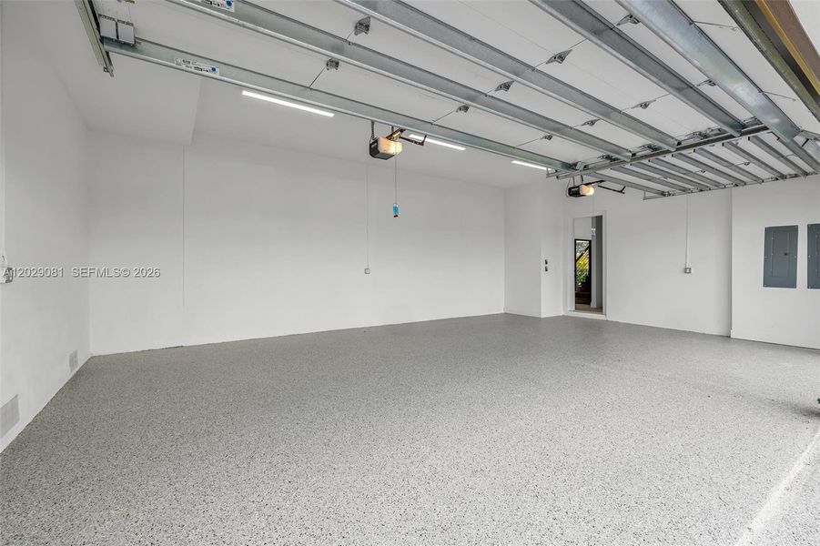 Spacious, unfurnished interior of a new home in , Weston (Image 53).