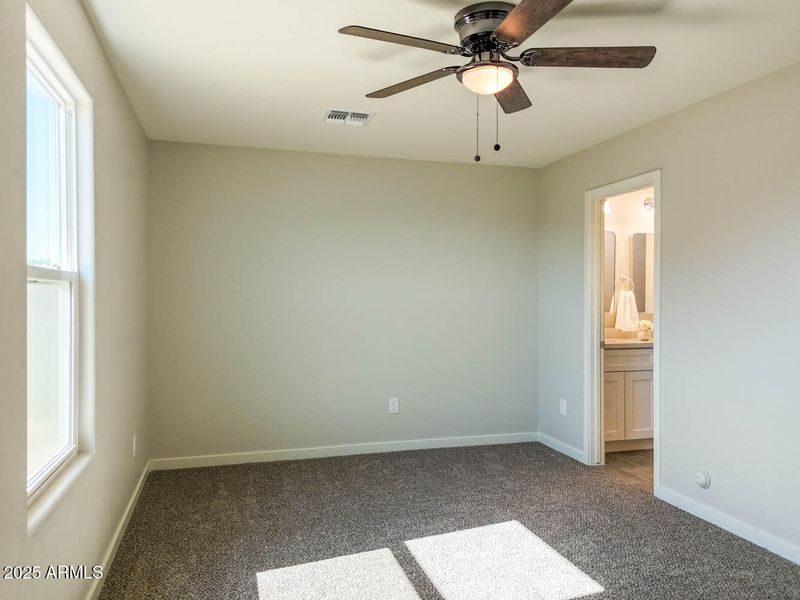 15438 Overfield-24 15438 Overfield-24