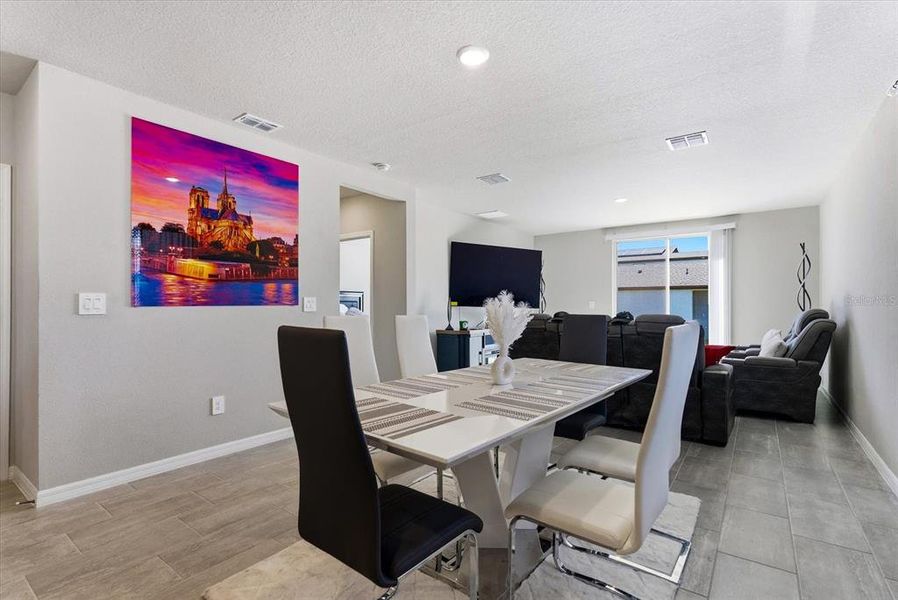 Furnished interior view inside a new home in Park East, Plant City (Image 17). Furnished interior view inside a new home in Park East, Plant City (Image 17).