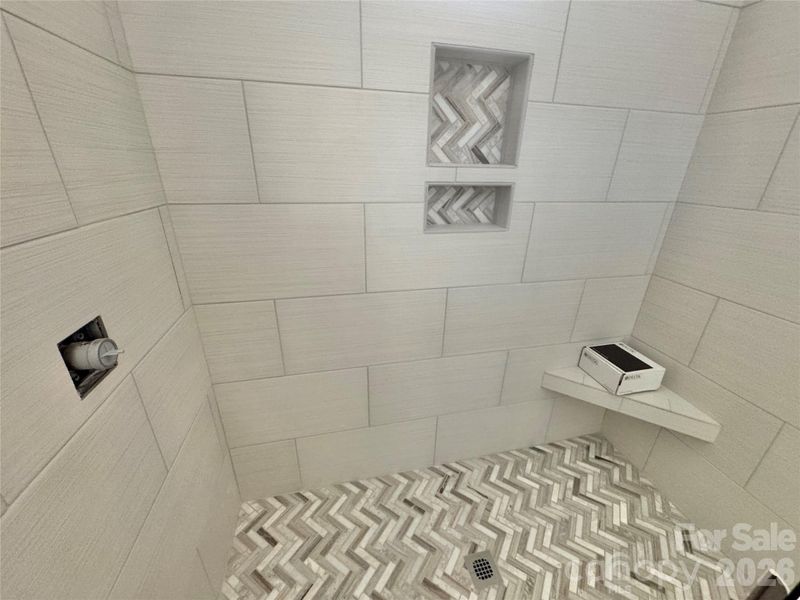 Custom Walk in Tiled Shower in Primary Bath