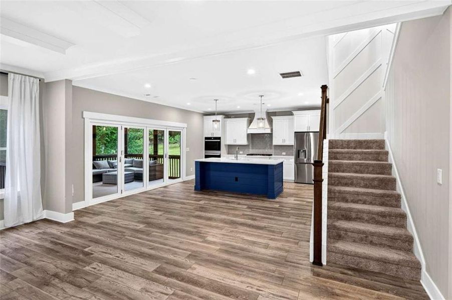 Image 82 of a home in .