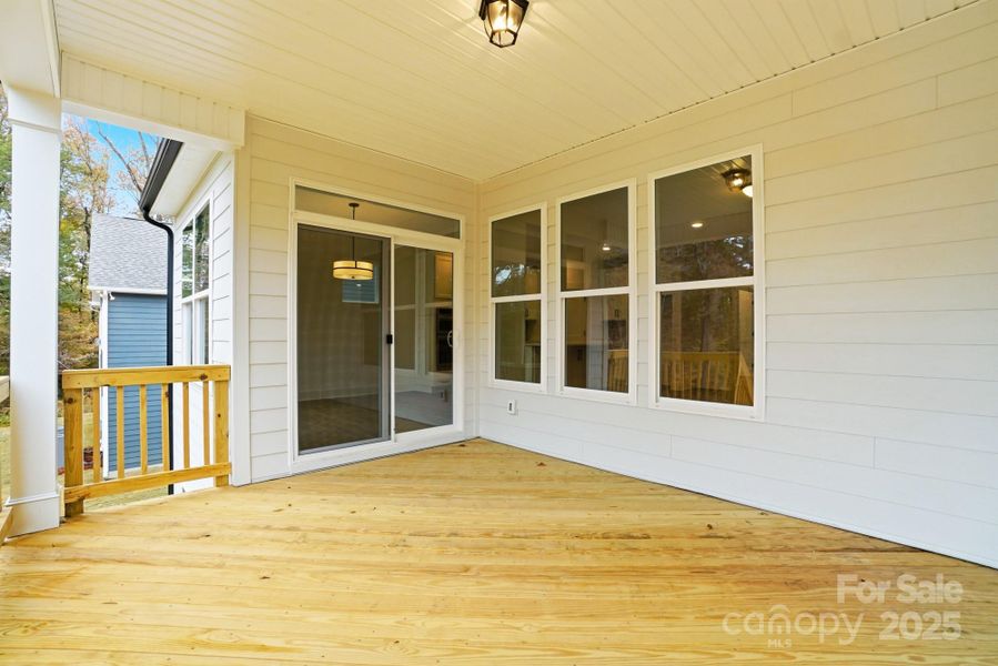 Homesite 30 features an extended covered porch