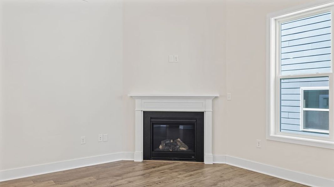 Spacious, unfurnished interior of a new home in Adams Glen, Mauldin (Image 17).