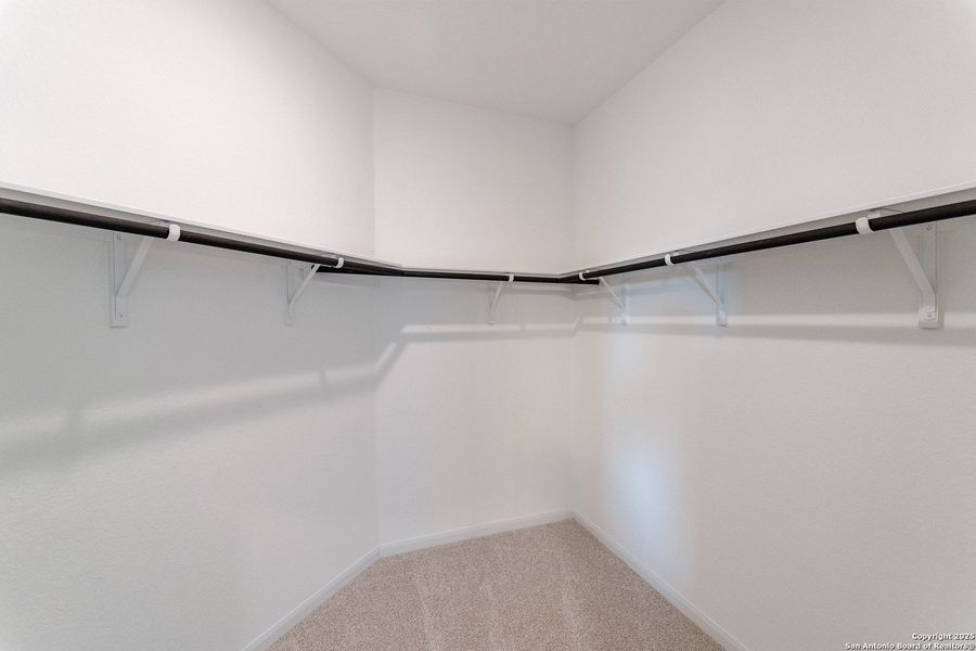 Spacious, unfurnished interior of a new home in Katzer Ranch, Converse (Image 14).