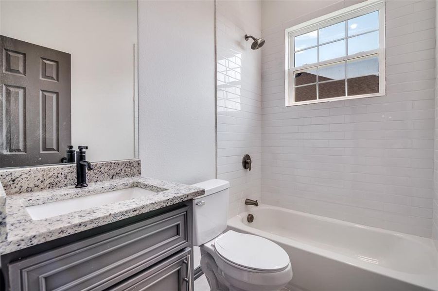 Furnished interior view inside a new home in , West Tawakoni (Image 8). Furnished interior view inside a new home in , West Tawakoni (Image 8).