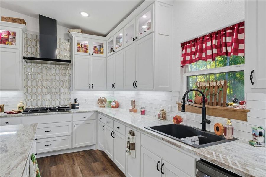 Furnished interior view inside a new home in , Ben Wheeler (Image 24).